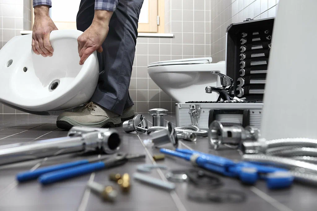 Plumbing tools prepared for a bathroom repair in Tampa